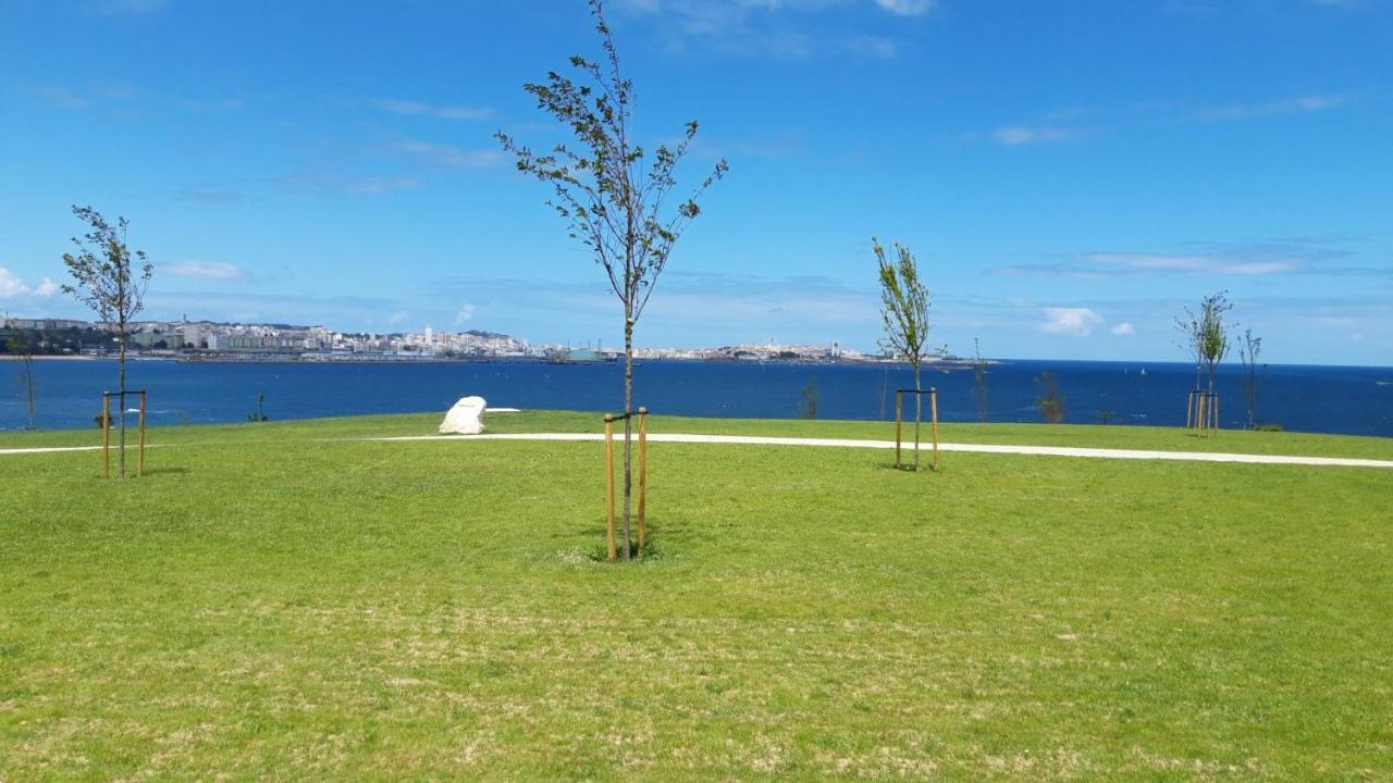Luminoso Y Acogedor Apartamento En La Playa Oleiros Zewnętrze zdjęcie